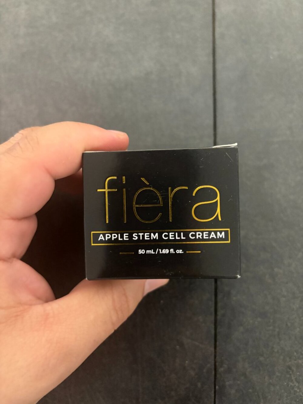 FIÈRA 24-Hour Rejuvenating Face Cream with Apple Stem Cells - Anti-Aging Moistur